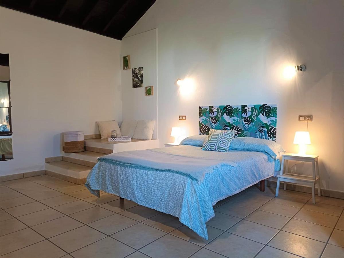 Iam Villaverde La Oliva Exterior photo
